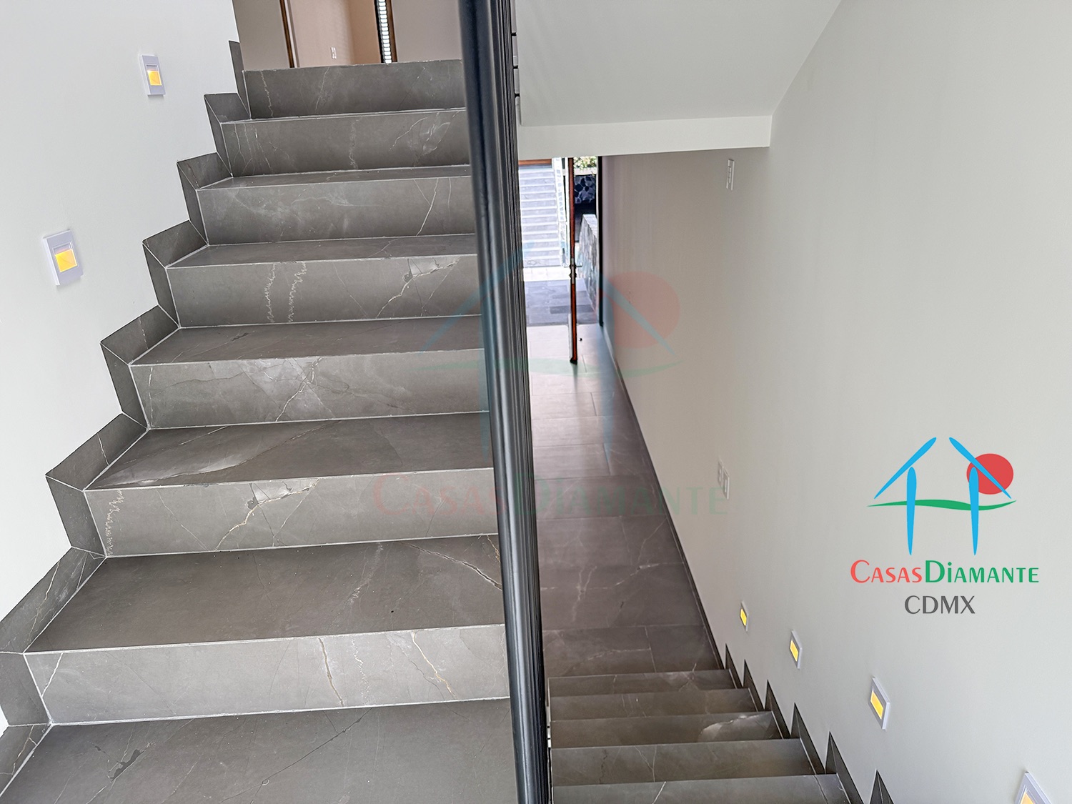 Las Águilas Verdun Casa F - Escaleras 2